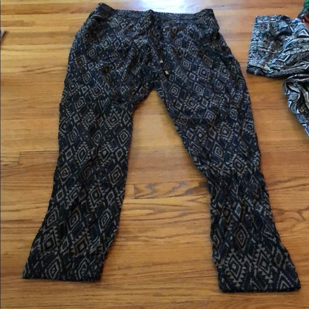 Funky pants! - Picture 2 of 4